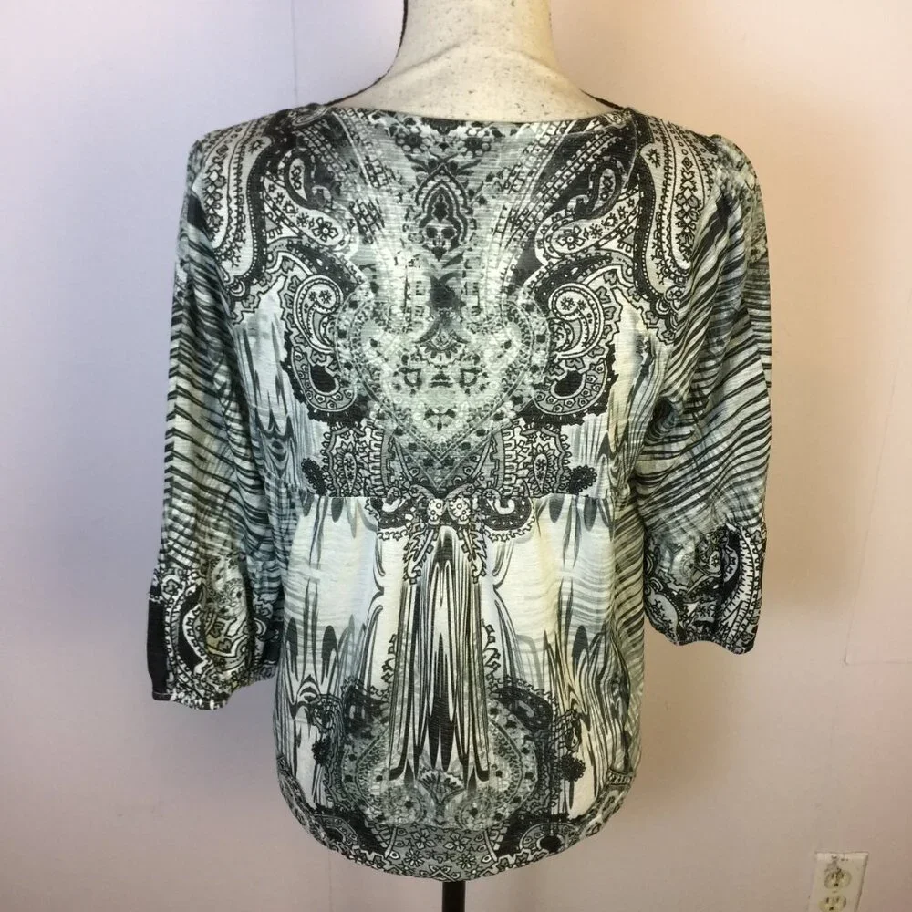 One World Blouse Top Size M Womans Black White Paisley Lace Trim Boho Cropped - Picture 2 of 15